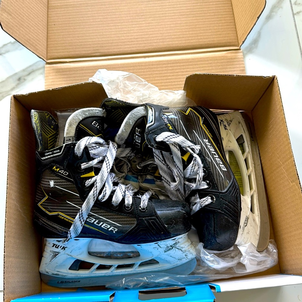 Bauer skates